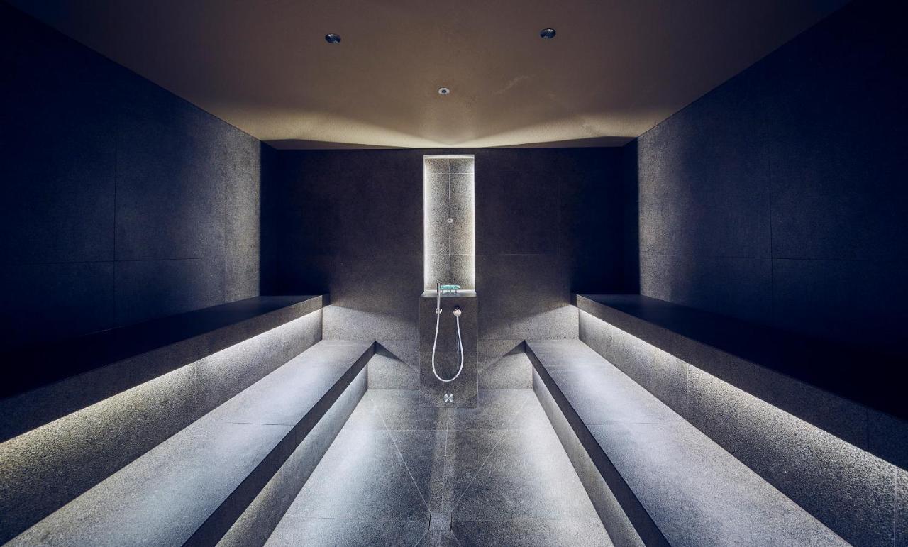 Falkensteiner Hotel Kronplatz - The Leading Hotels Of The World (Adults Only) Riscone Luaran gambar The spa at The Standard, East Village