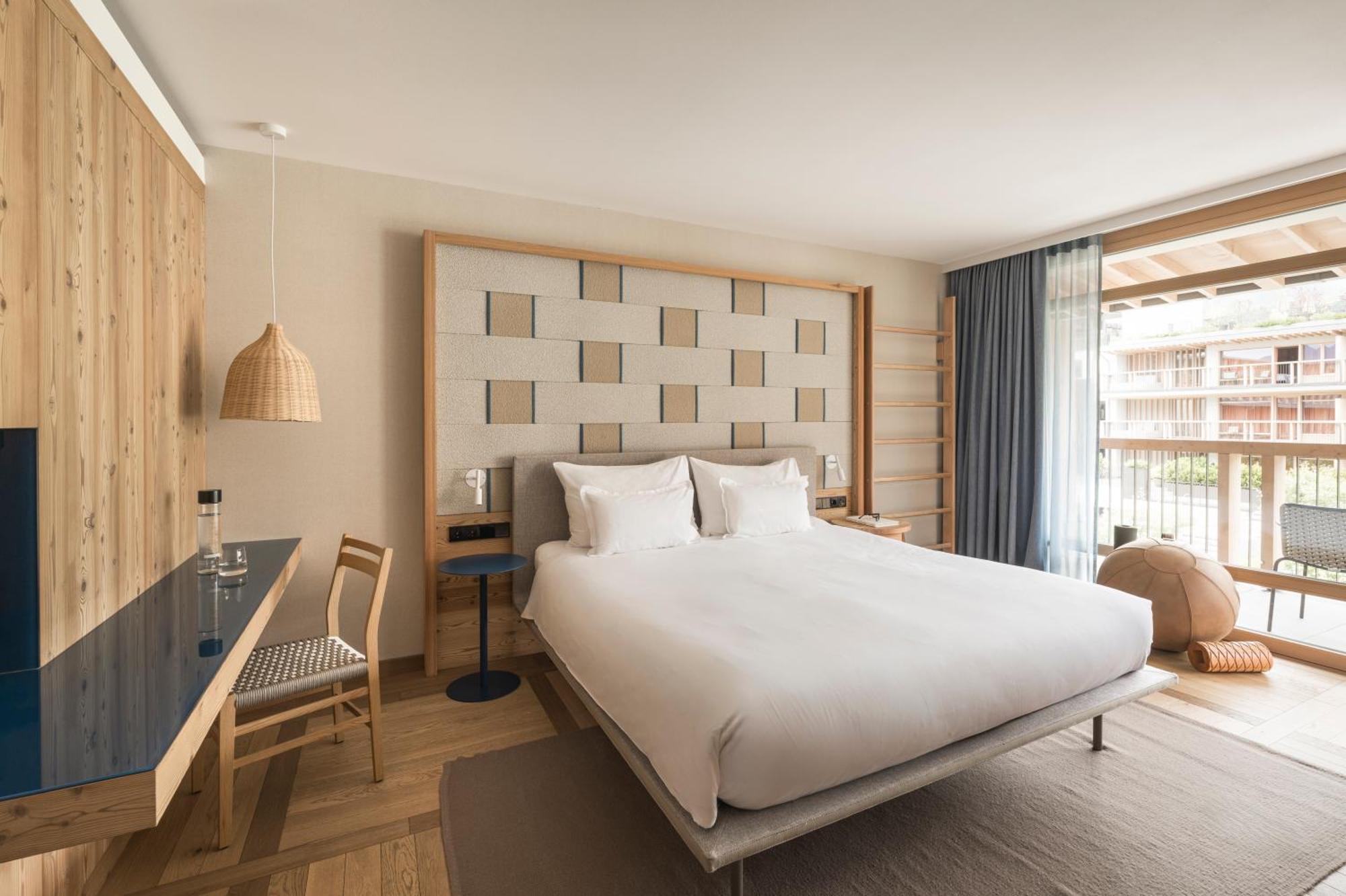 Falkensteiner Hotel Kronplatz - The Leading Hotels Of The World (Adults Only) Riscone Bilik gambar A room at the hotel